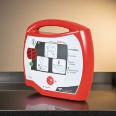 Defibrillátor RESCUE SAM félautomata 200J - hordtáskával