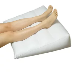 Felfújható lábtámasztó párna