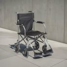 Összecsukható hordozható kerekesszék TRAVELITE