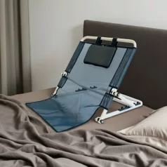 Párnaemelő fejtámlával állítható