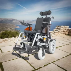 TITAN összecsukható elektromos kerekesszék 811317