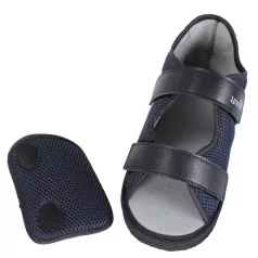   Műtét utáni cipő nyitott orral, nyitható lábfejjel, merev SC100